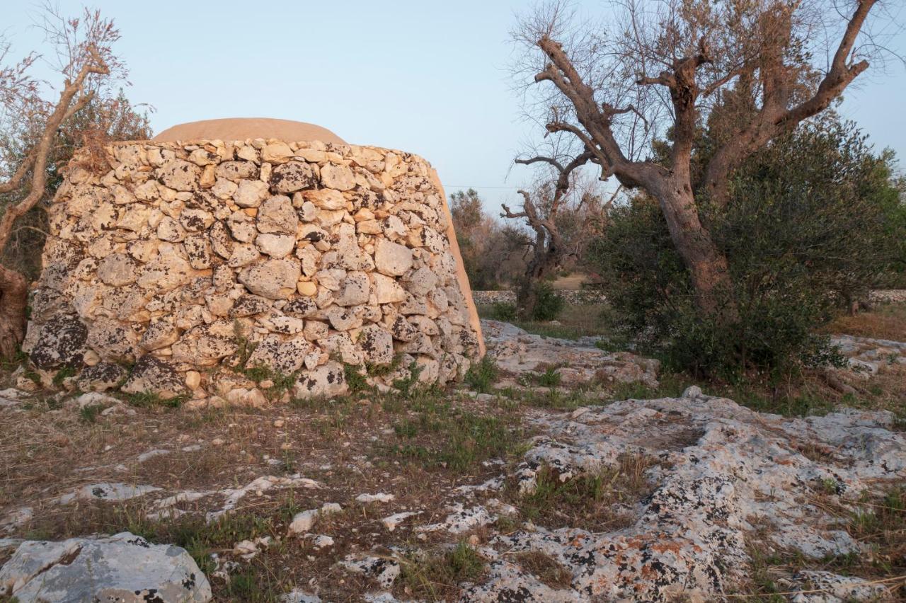 La Nicchia-Trullo Apartment Corigliano dʼOtranto Exterior foto