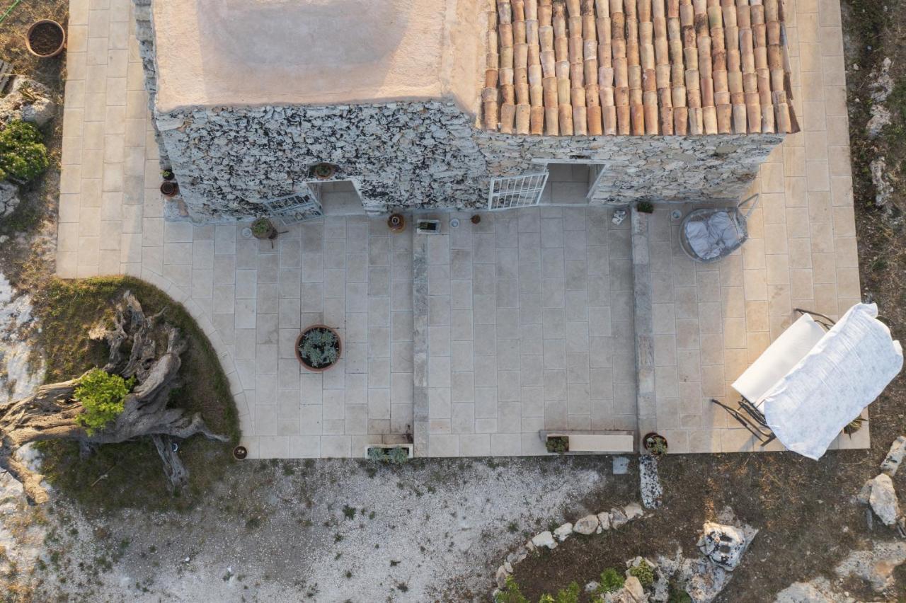 La Nicchia-Trullo Apartment Corigliano dʼOtranto Exterior foto