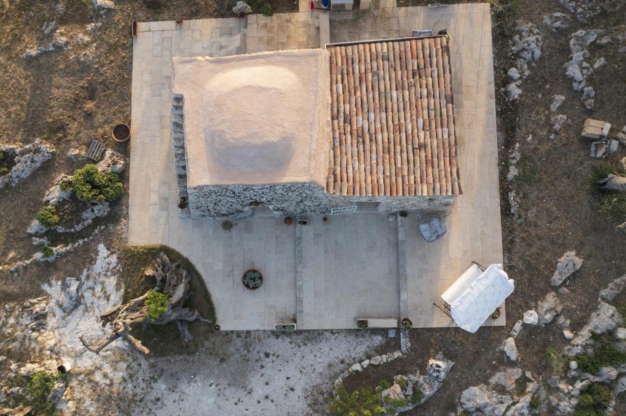 La Nicchia-Trullo Apartment Corigliano dʼOtranto Exterior foto